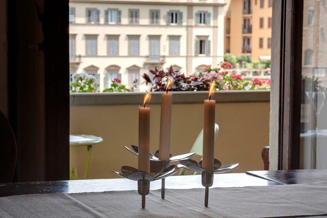 Historical Apartment Spectacular Arno View With Balcony From 12 Th Century. 피렌체 외부 사진
