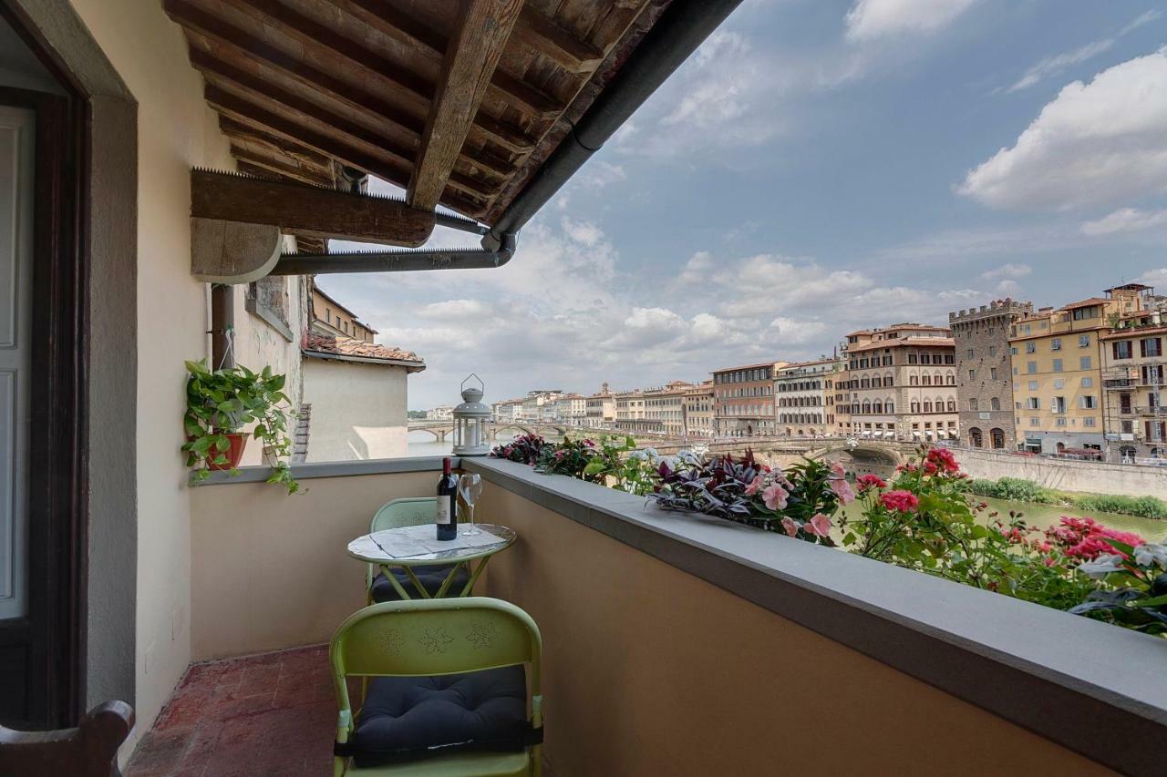 Historical Apartment Spectacular Arno View With Balcony From 12 Th Century. 피렌체 외부 사진
